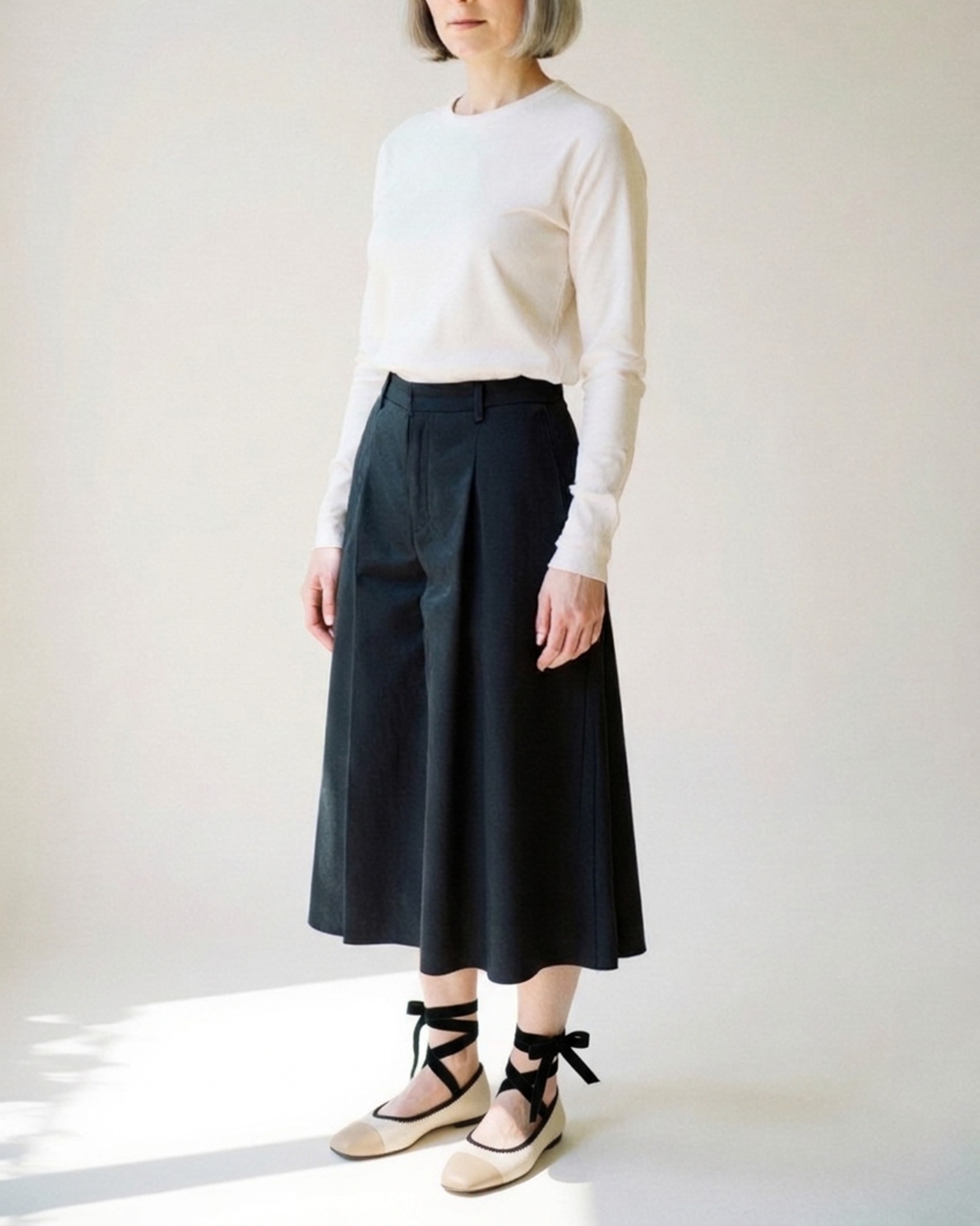 Everdina · Ballerina mit Cap-Kappe – am Modell (KI-Visualisierung)