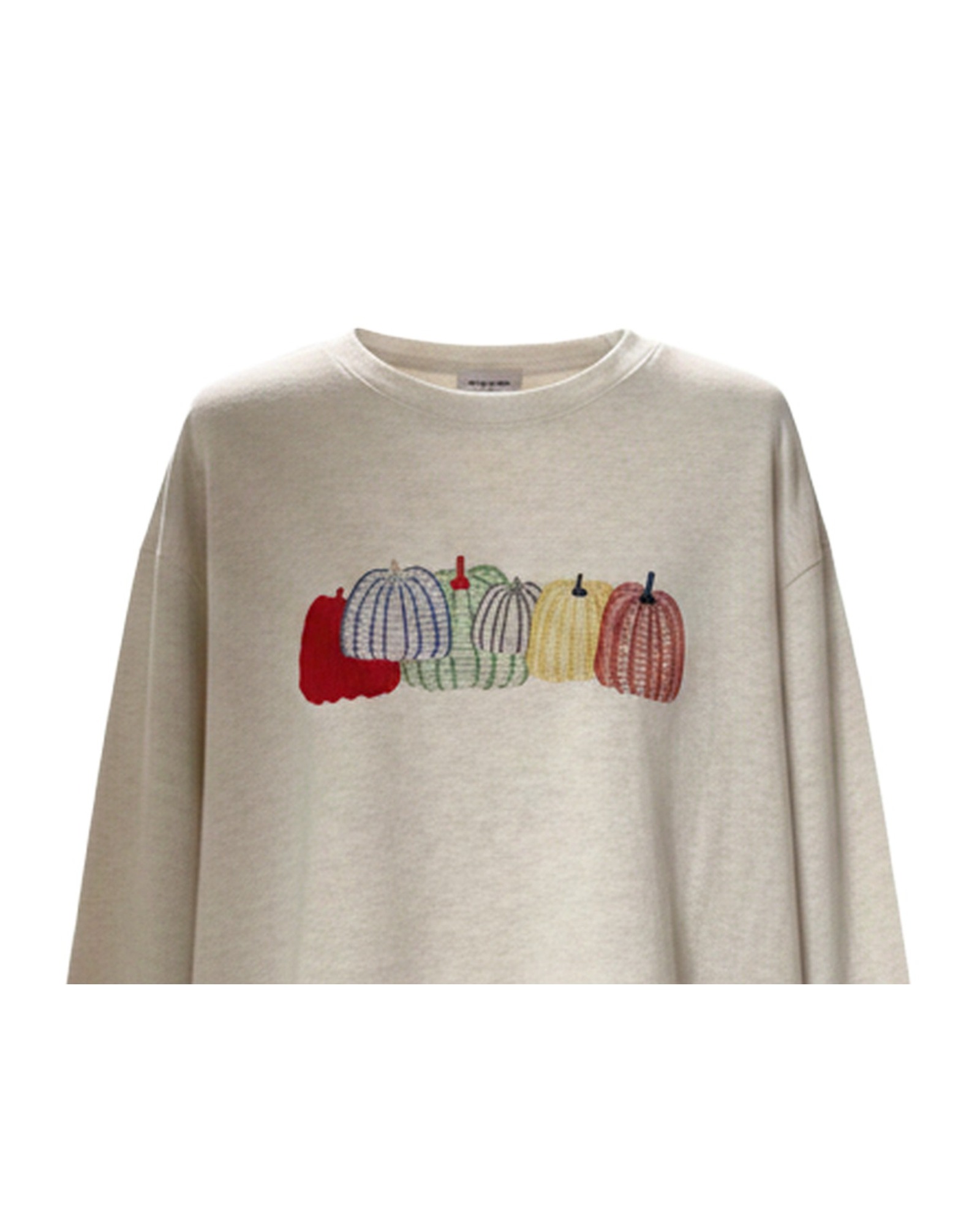 Floor · Loose-fit cotton long-sleeve tee — fabric detail (AI visualisation)