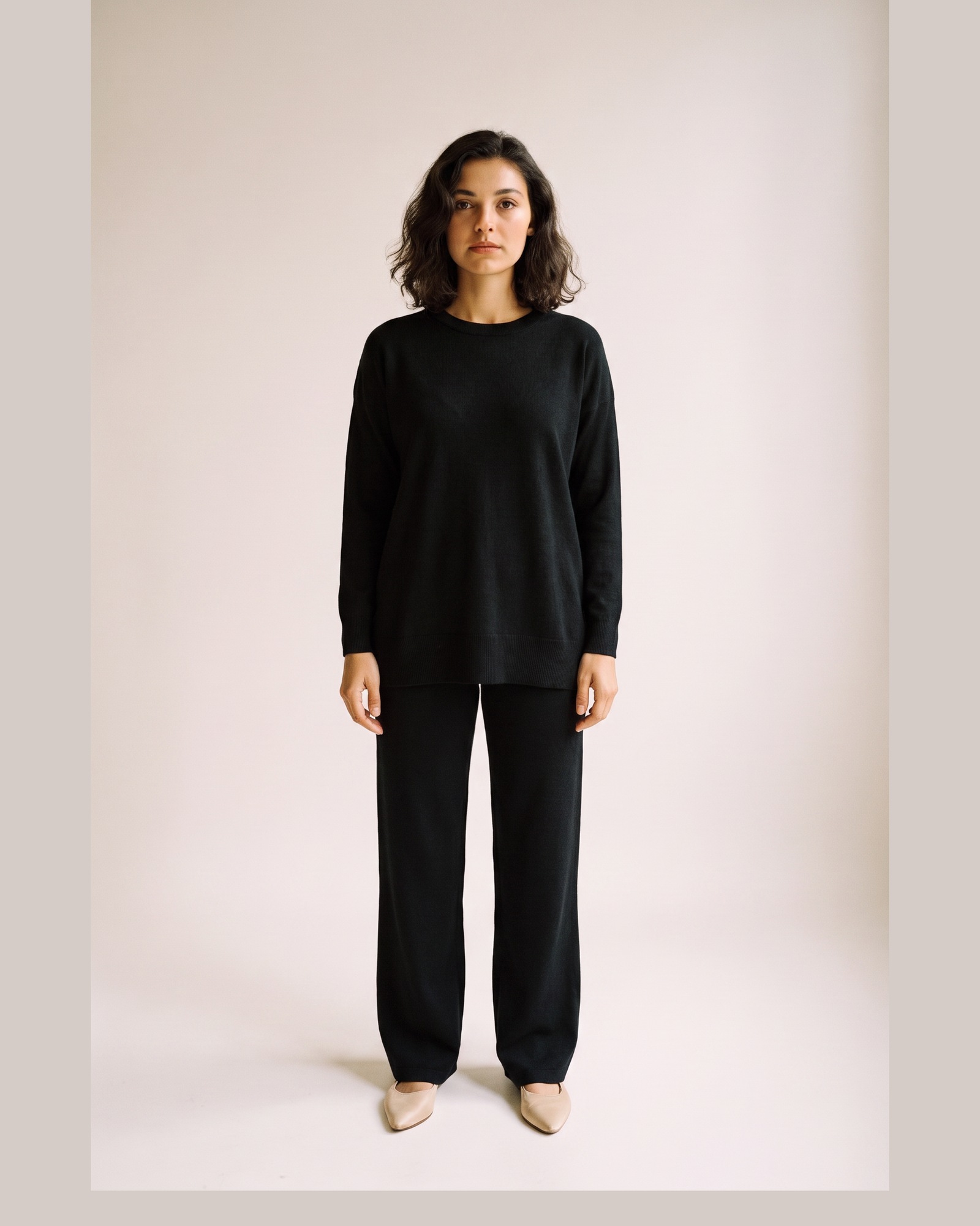 Godelieve knit sweater and trouser set — Black (AI visualisation)