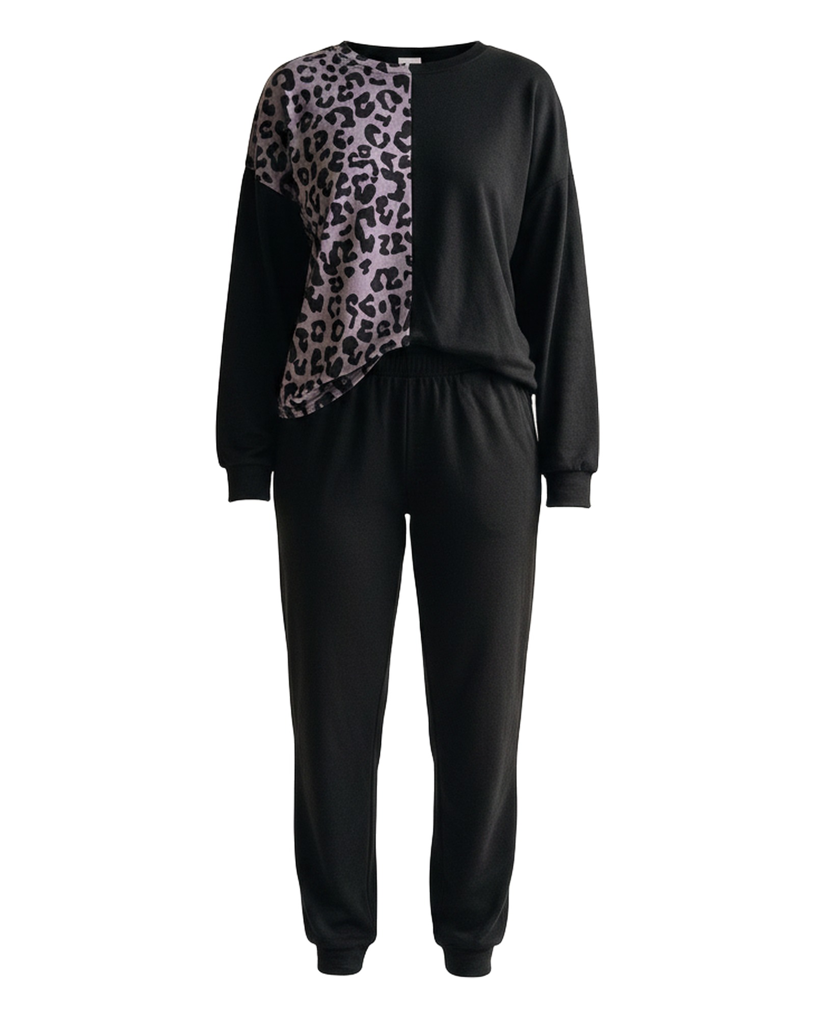 Hedwig Leopard Sweatshirt Lounge Set — Produkt Vorderansicht (KI-Visualisierung)