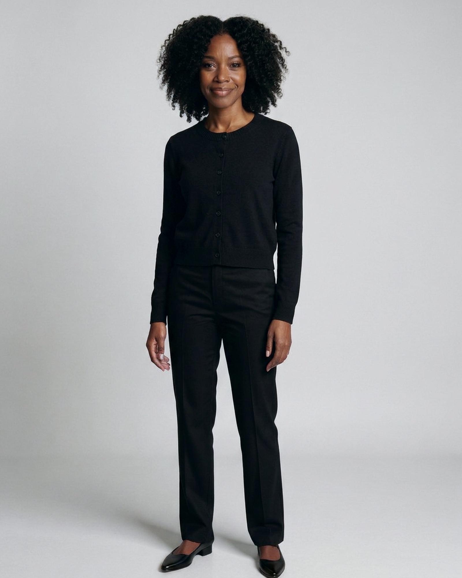 Iris · Fine-knit button cardigan
