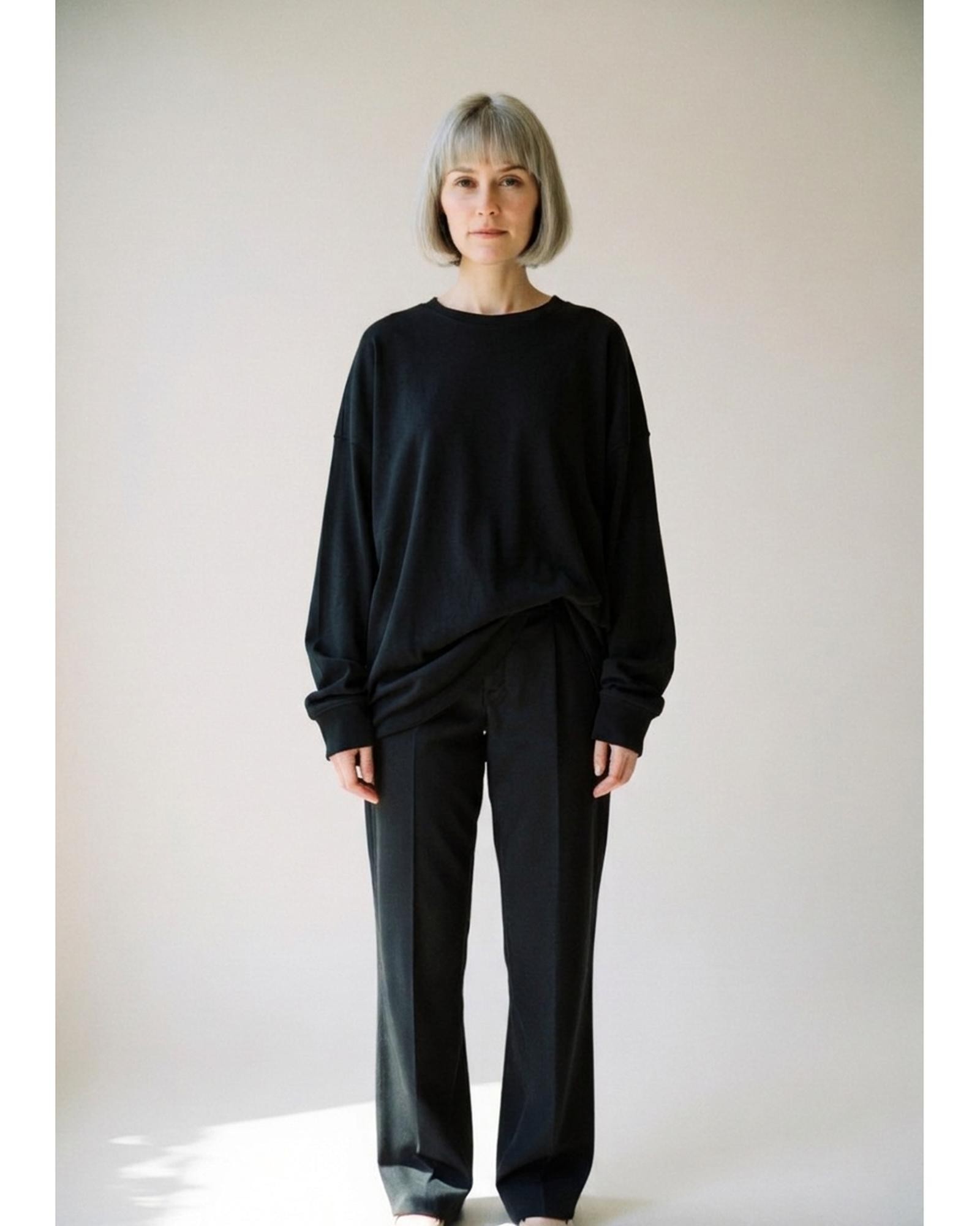Marloes · Loose cotton long-sleeve tee — colour variant