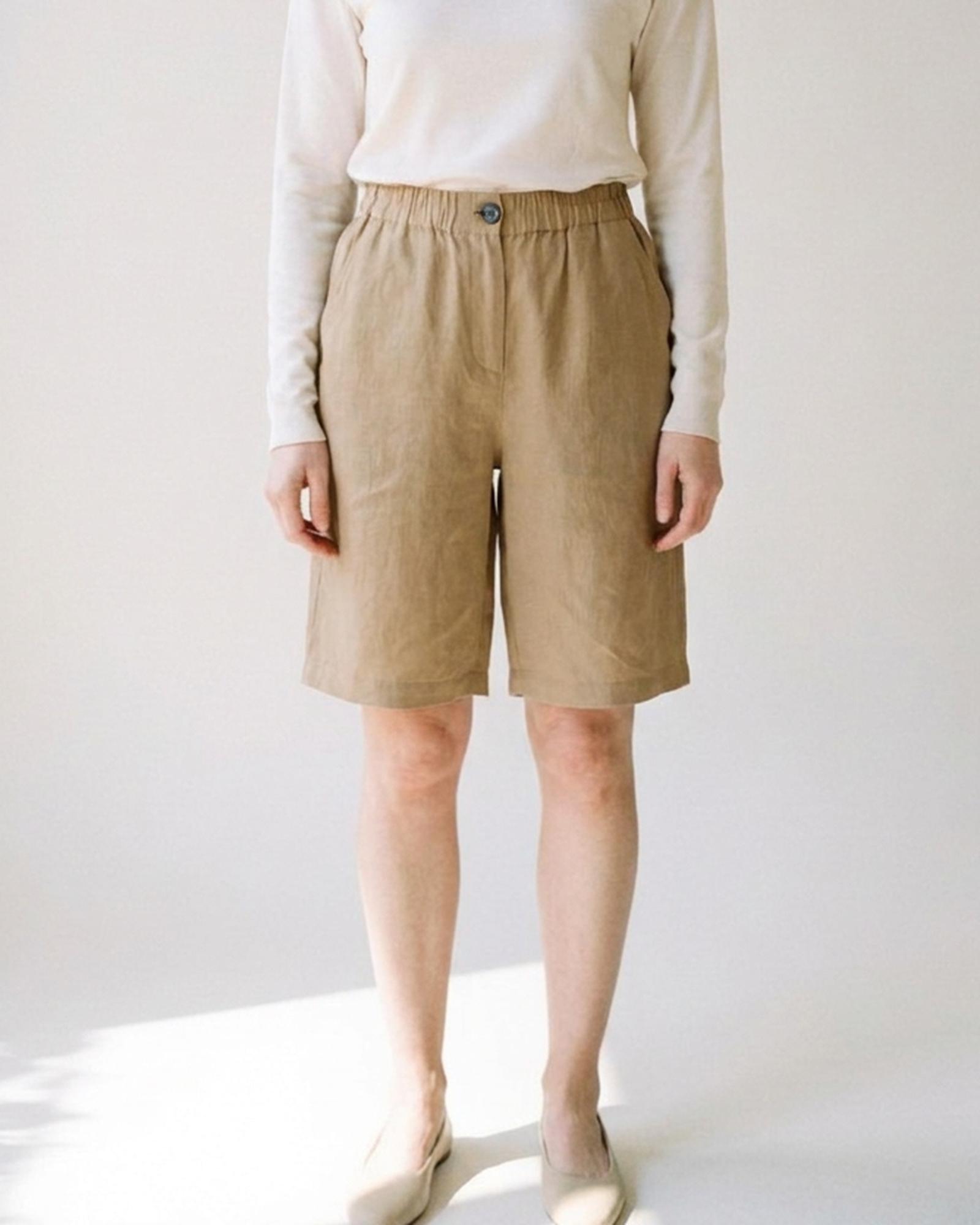 Nynke · Linen bermuda shorts — colour variant