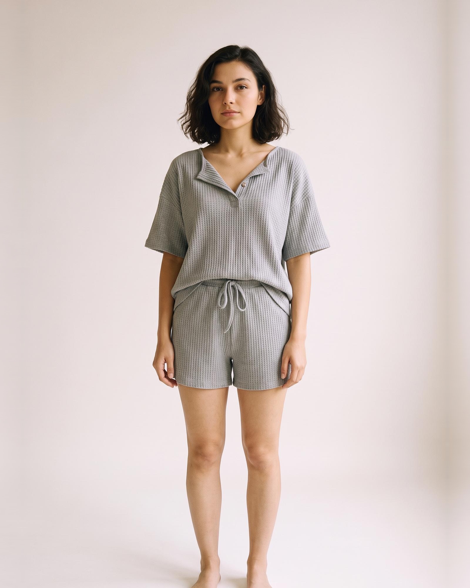 Sabine · Waffelstrick-Set mit Oberteil und Shorts – Bild 5
