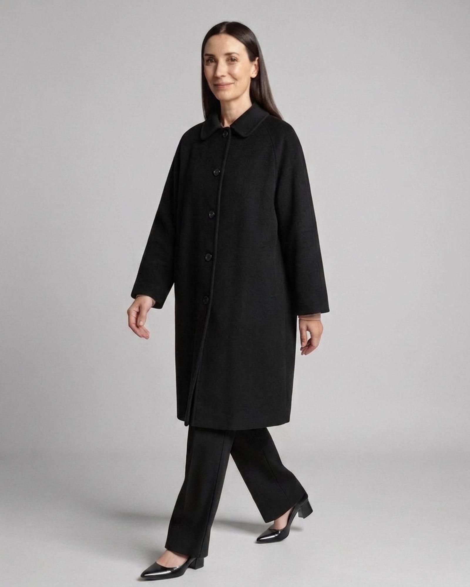 Willemke Hepburn-style wool coat — Black (AI visualisation)