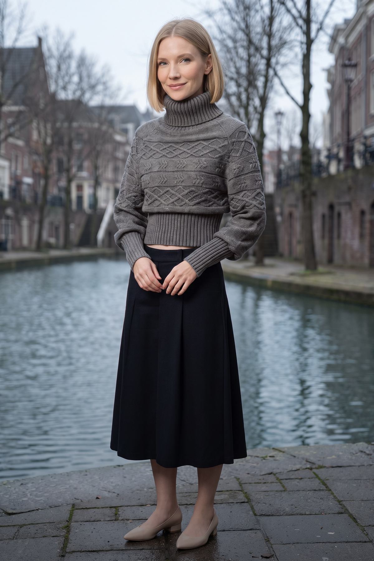 Cardigans & sweaters &ndash; grey cable-knit high-neck jumper